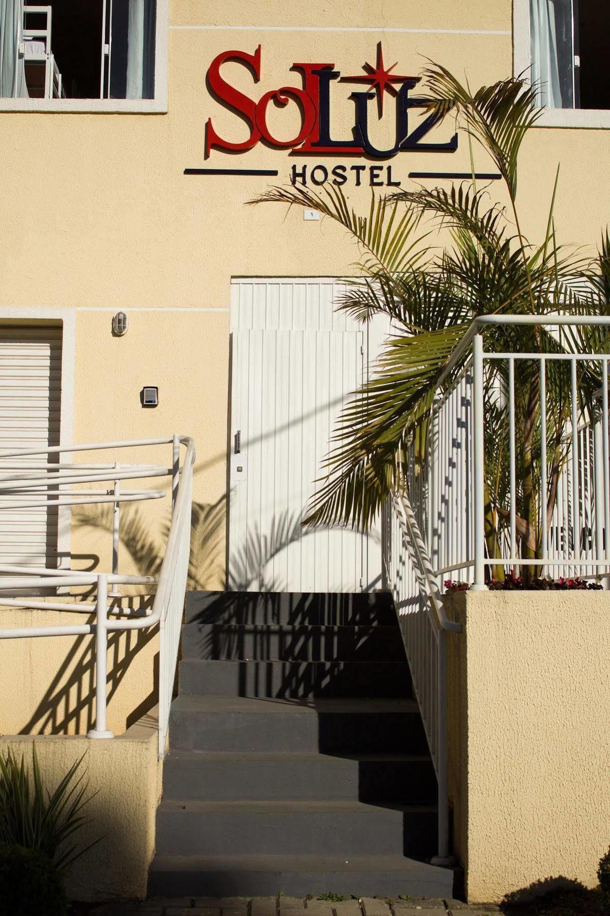 Hostel Solluz กูรีตีบา ภายนอก รูปภาพ